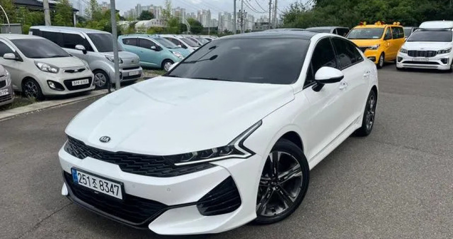 Kia K5 