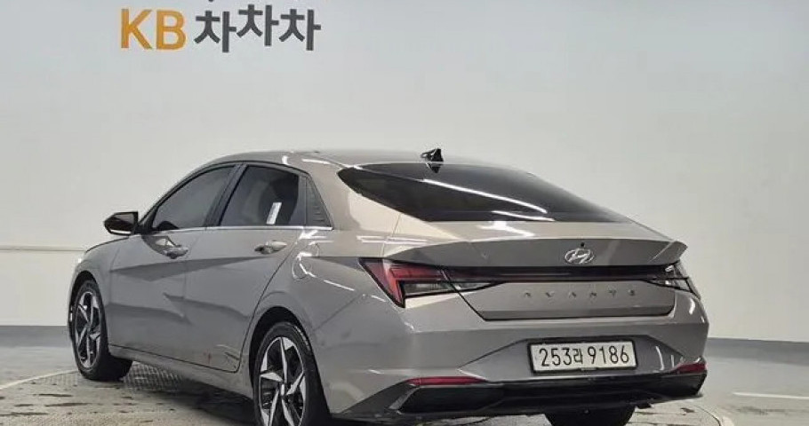 Hyundai Avante (Elantra) 