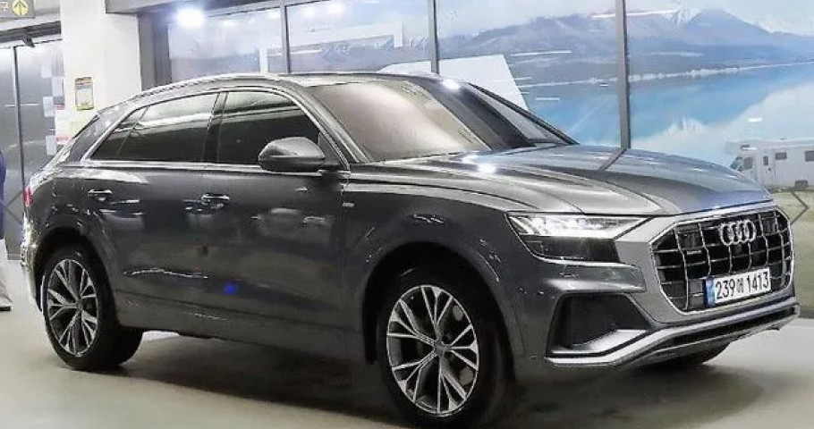 Audi Q8 