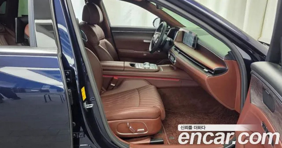 Genesis G90 
