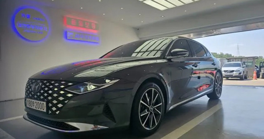 Hyundai Grandeur 