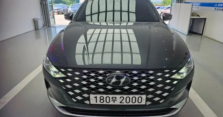 Hyundai Grandeur 