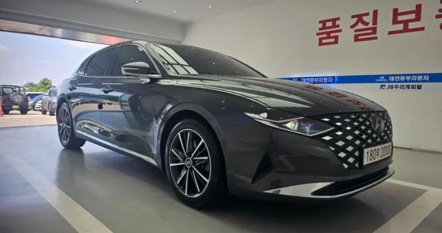 Hyundai Grandeur 