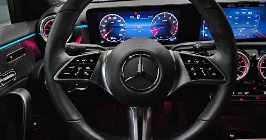 Mercedes-Benz A-Class 