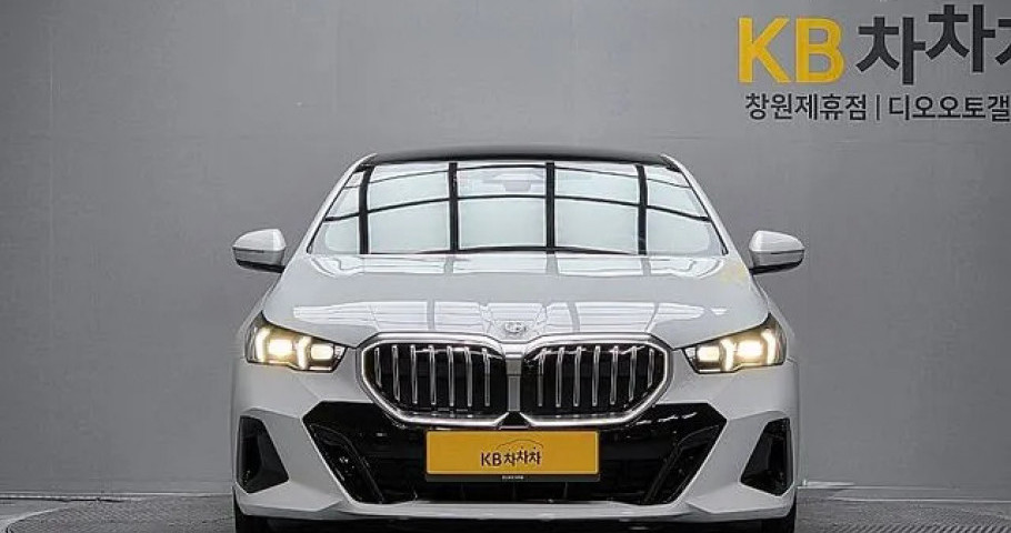 Bmw 5-Series 
