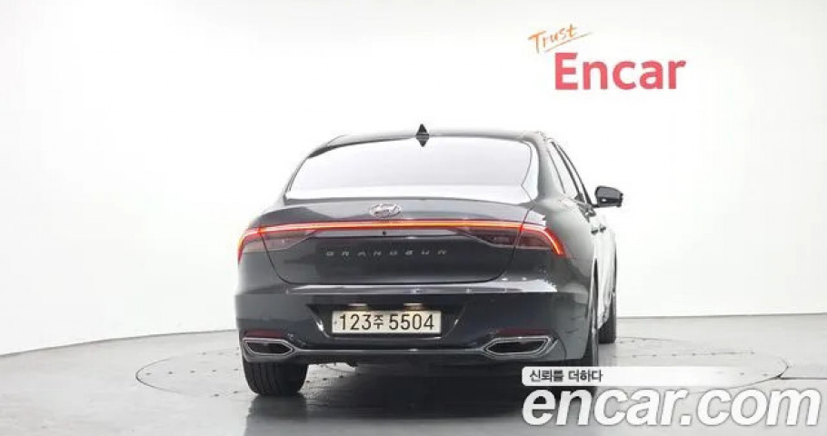 Hyundai Grandeur 
