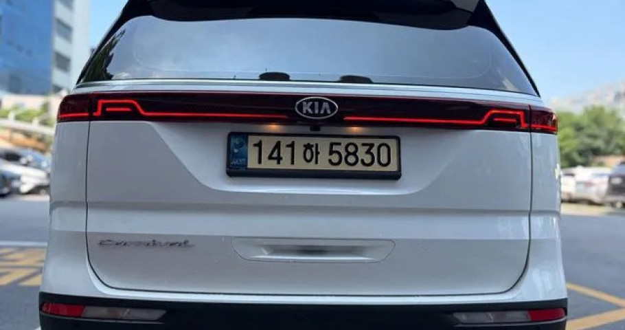 Kia Carnival 