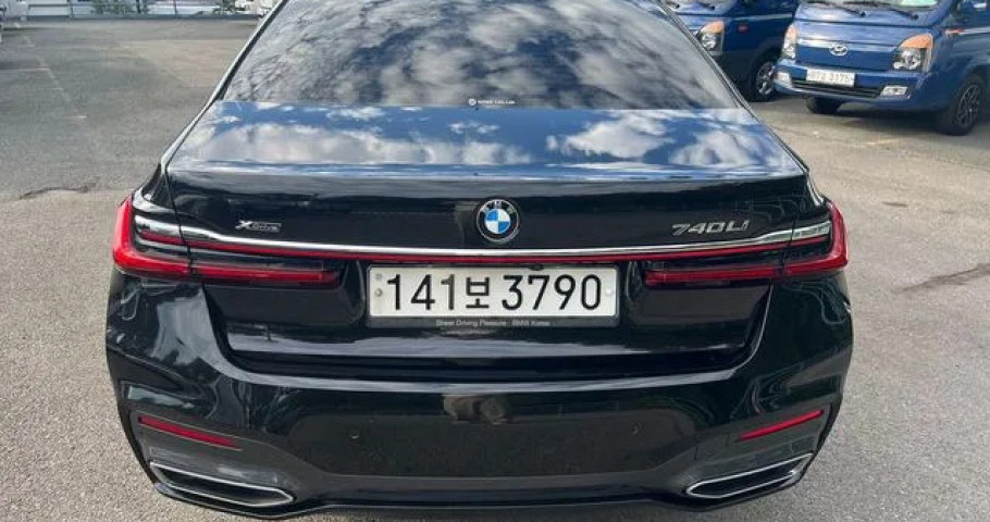 Bmw 7-Series 