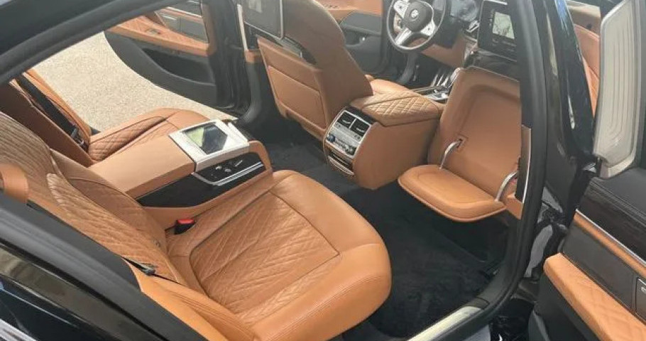 Bmw 7-Series 