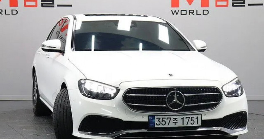 Mercedes-Benz E-Class 