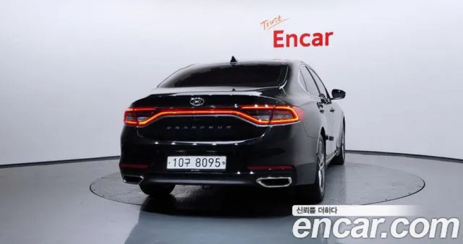 Hyundai Grandeur 