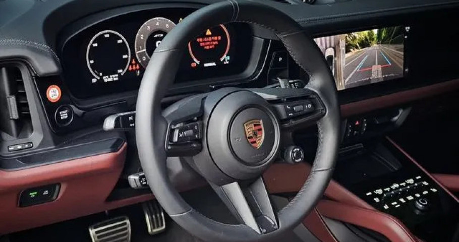 Porsche Cayenne 