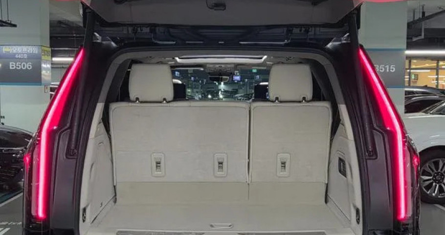 Cadillac Escalade 