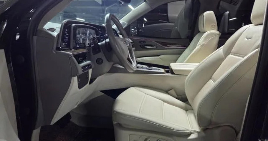 Cadillac Escalade 