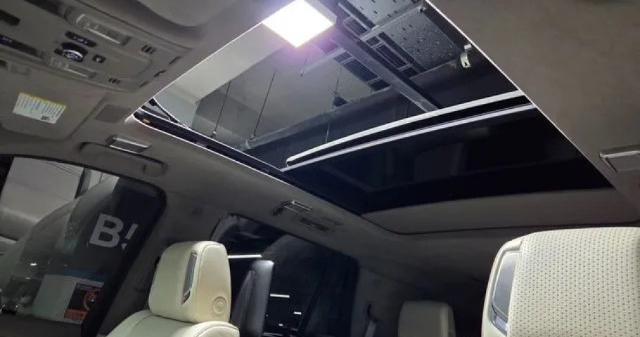 Cadillac Escalade 
