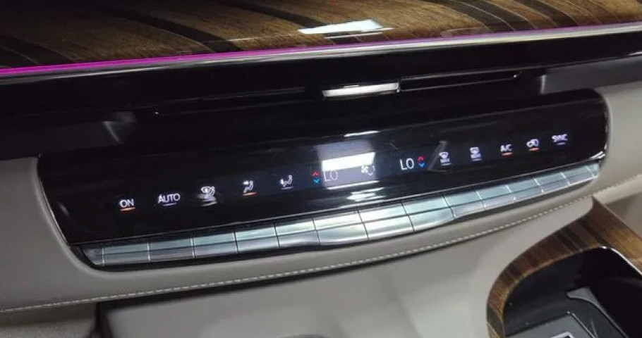 Cadillac Escalade 