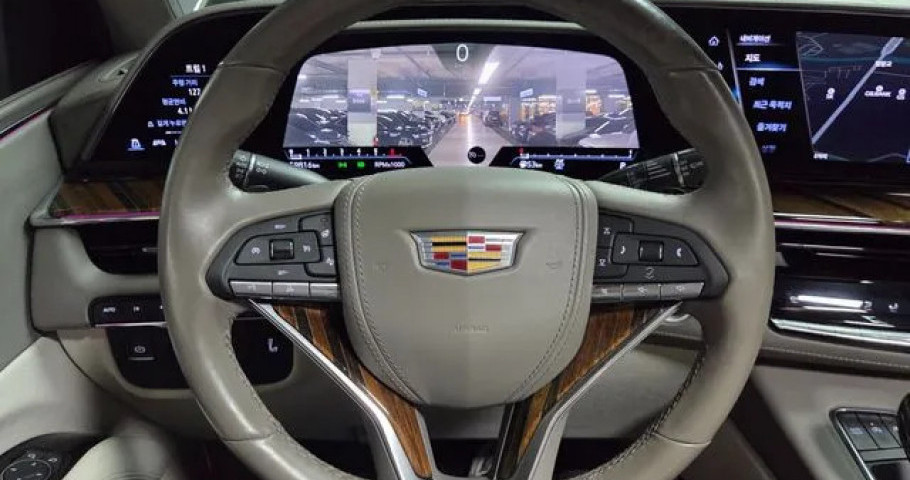 Cadillac Escalade 