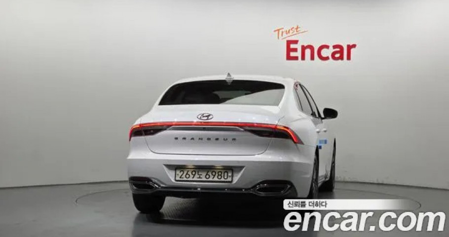 Hyundai Grandeur 