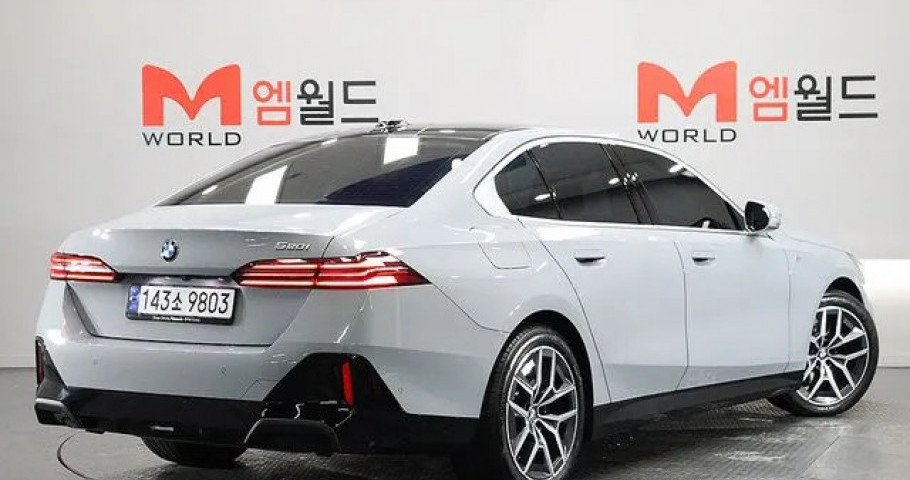 Bmw 5-Series 