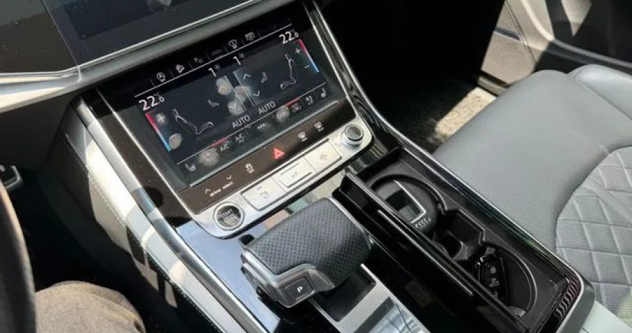 Audi Q8 