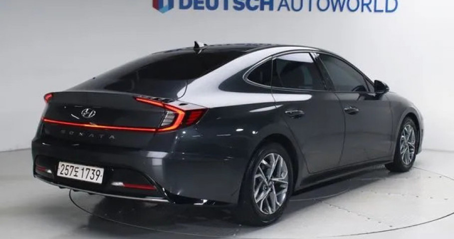 Hyundai Sonata 
