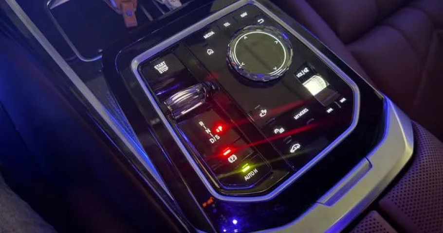 Bmw 7-Series 