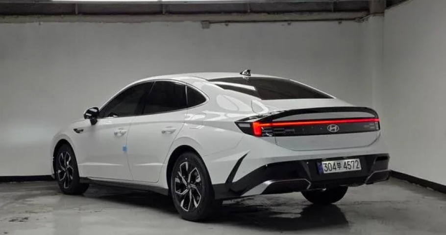 Hyundai Sonata 