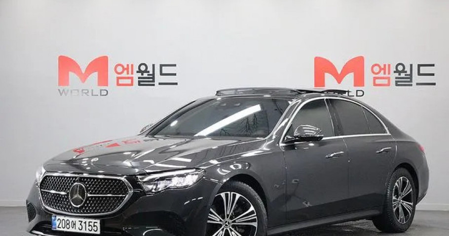 Mercedes-Benz E-Class 