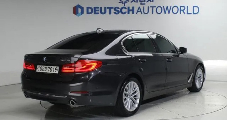 Bmw 5-Series 