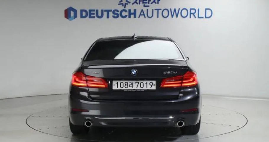 Bmw 5-Series 