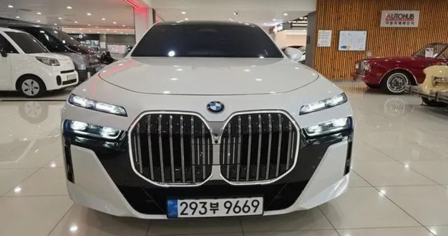Bmw 7-Series 