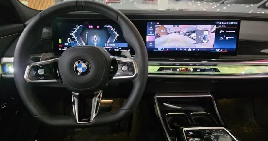 Bmw 7-Series 