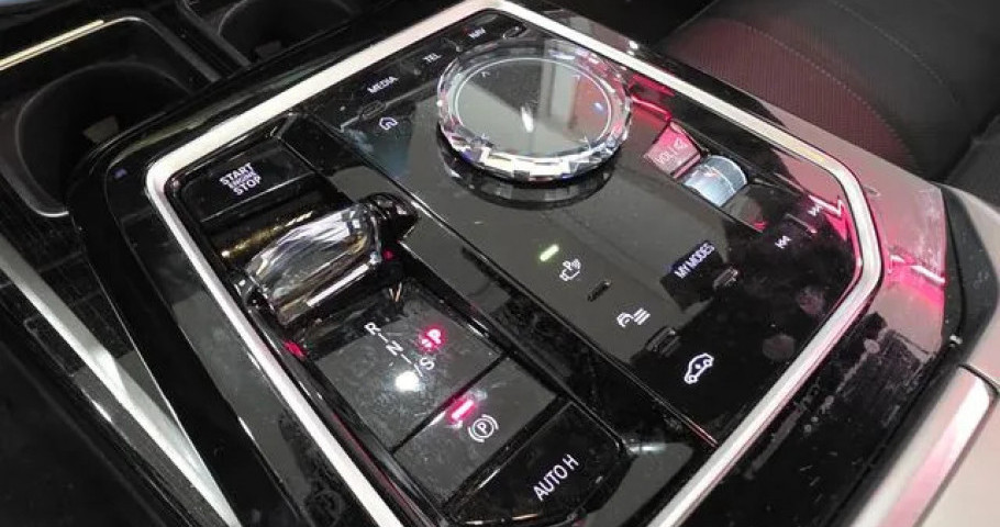 Bmw 7-Series 