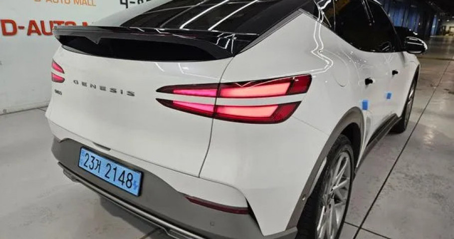Genesis Gv60 