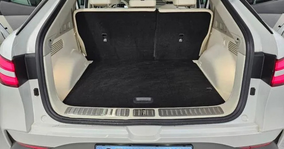 Genesis Gv60 