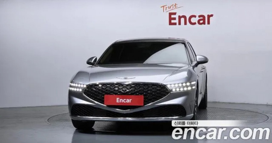 Genesis G90 