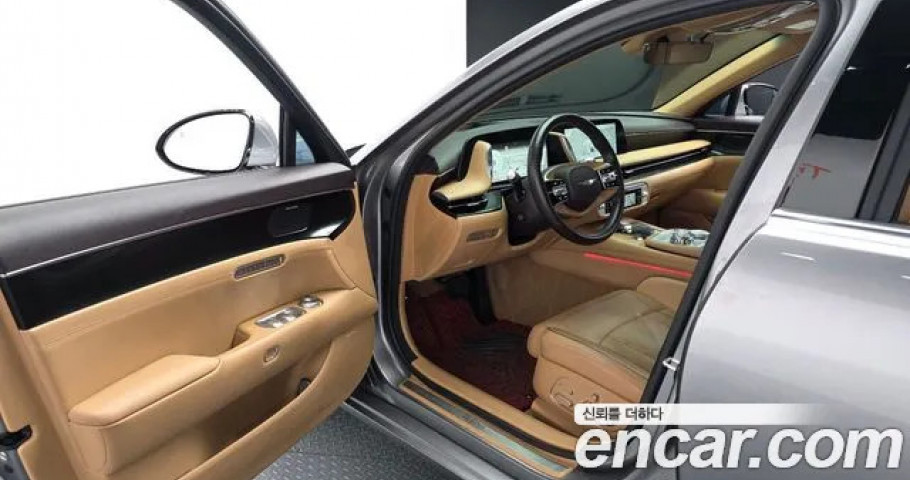 Genesis G90 