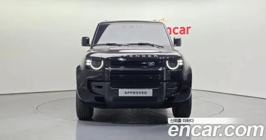 Land Rover Defender 