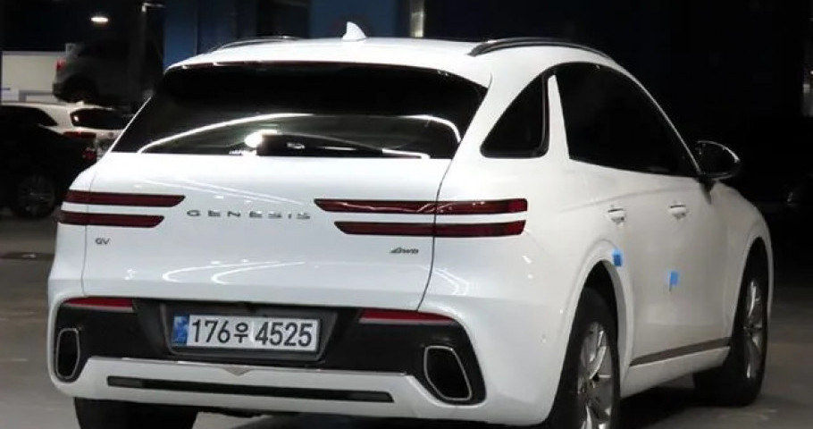 Genesis Gv70 