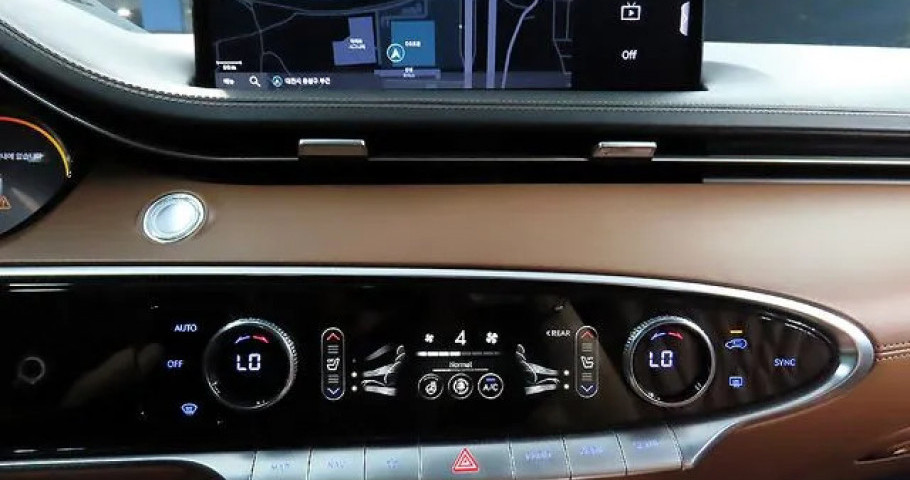 Genesis Gv70 