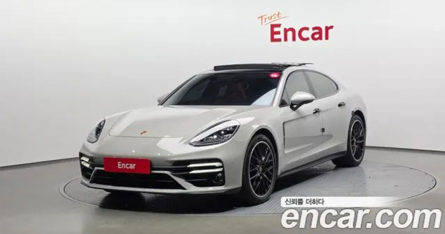 Porsche Panamera 