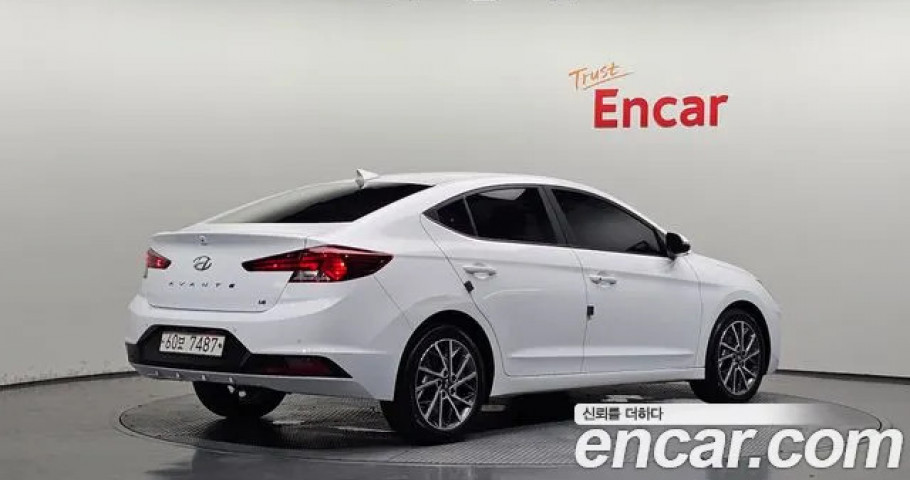 Hyundai Avante (Elantra) 