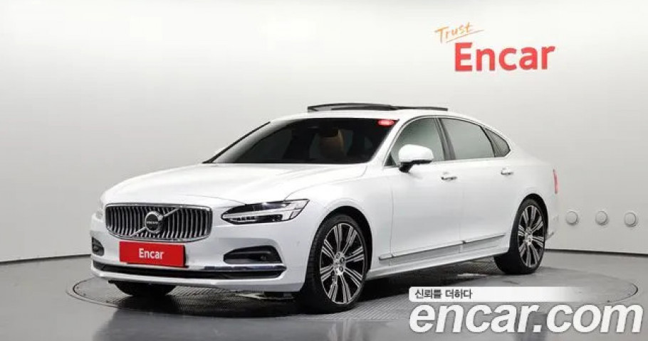 Volvo S90 