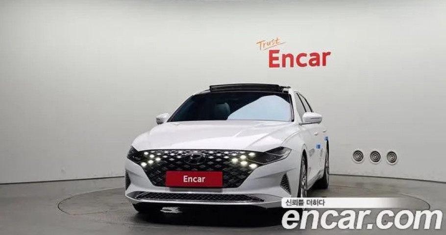 Hyundai Grandeur 