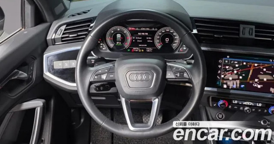 Audi Q3 
