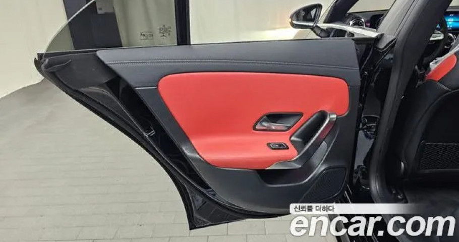 Mercedes-Benz Cla-Class 