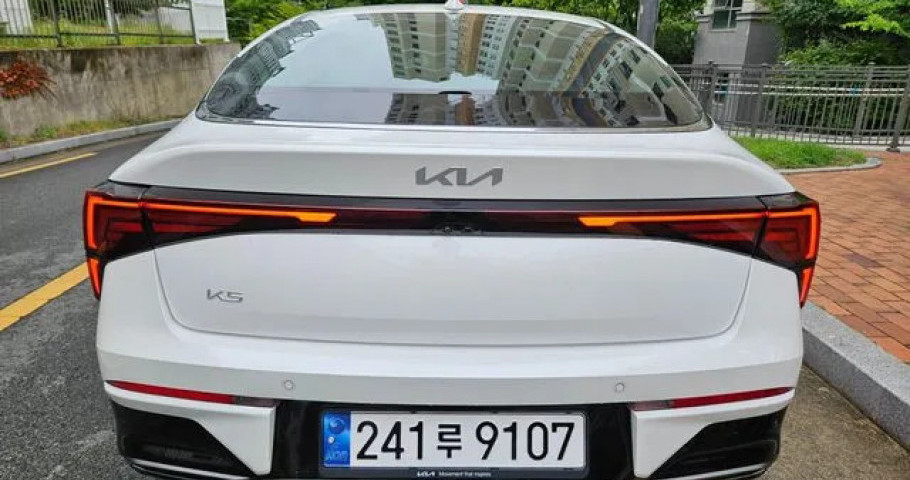 Kia K5 