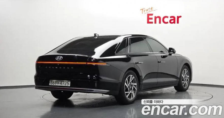 Hyundai Grandeur 