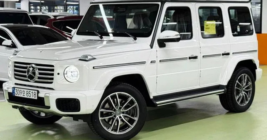 Mercedes-Benz G-Class 