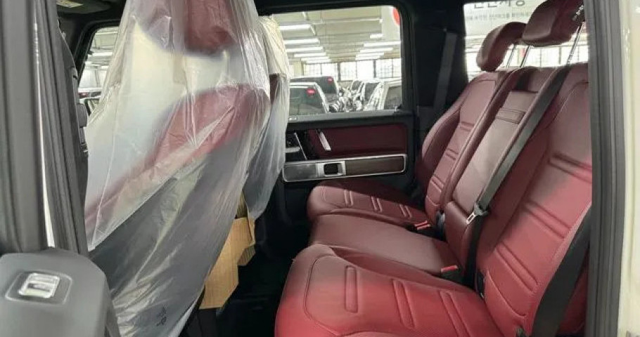 Mercedes-Benz G-Class 